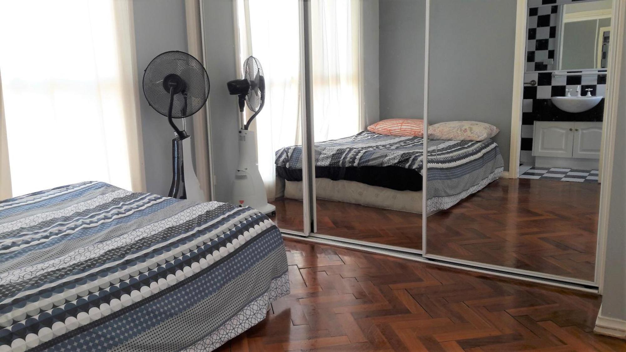Abbotsford Private Rooms & Pods - 15 Charles Homestay Melbourne Dış mekan fotoğraf